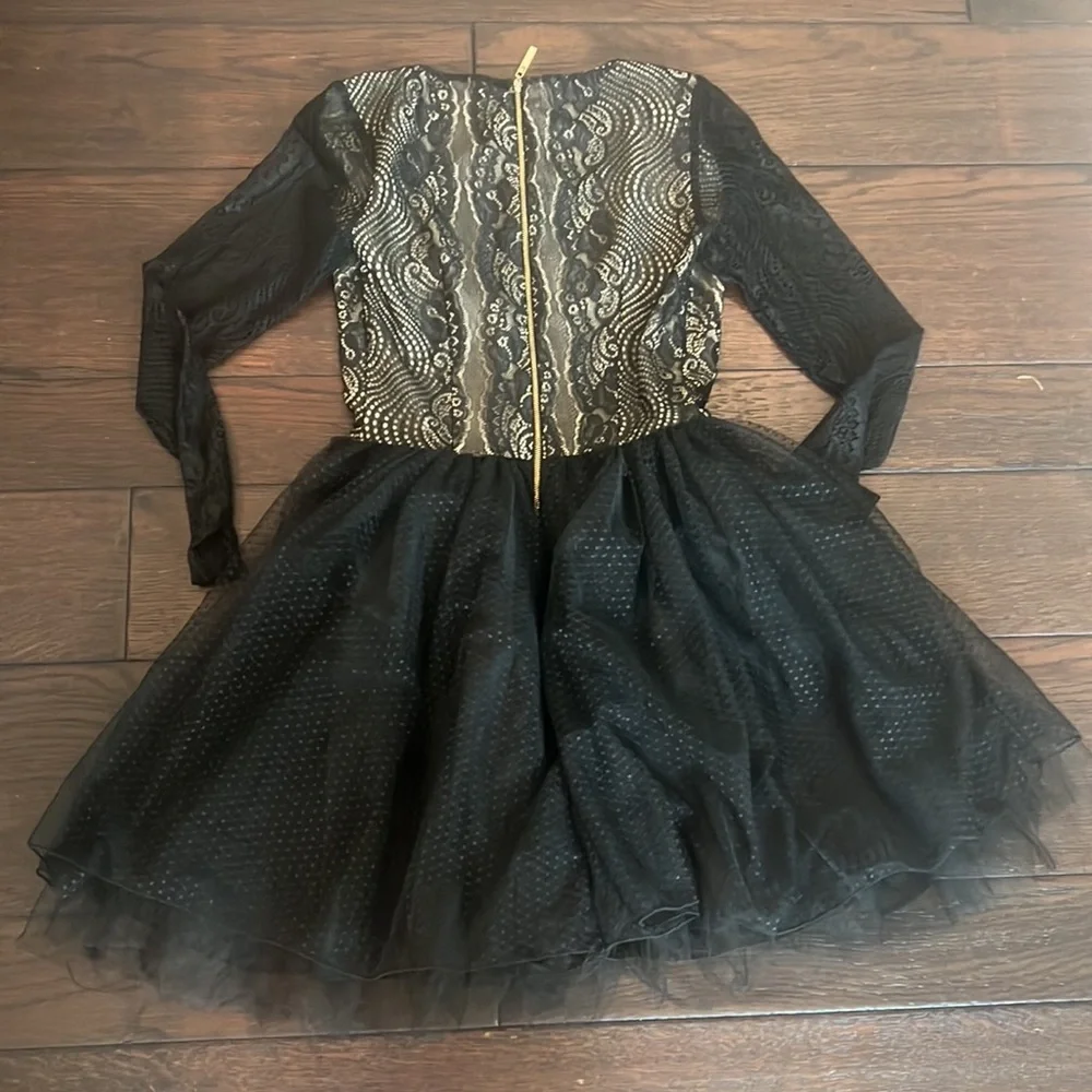 Bronx and banco dress - Picture 4 of 4